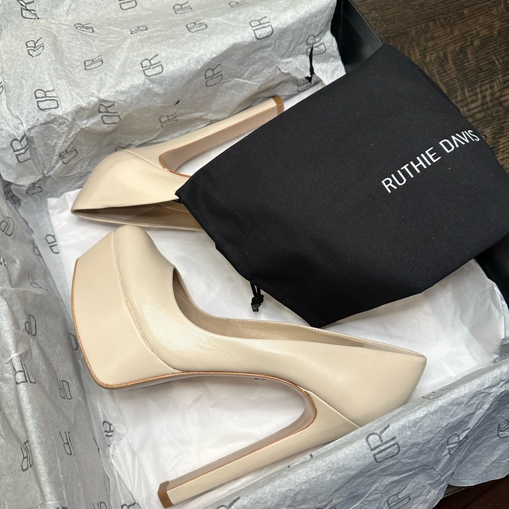 NWT! Ruthie Davis Anna - Nude, 38 - Picture 6 of 7